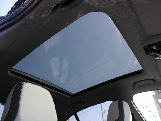 BMW 5SERIES SEDAN 2023 Image 31