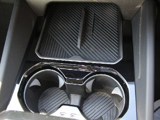 BMW 5SERIES SEDAN 2023 Image 31