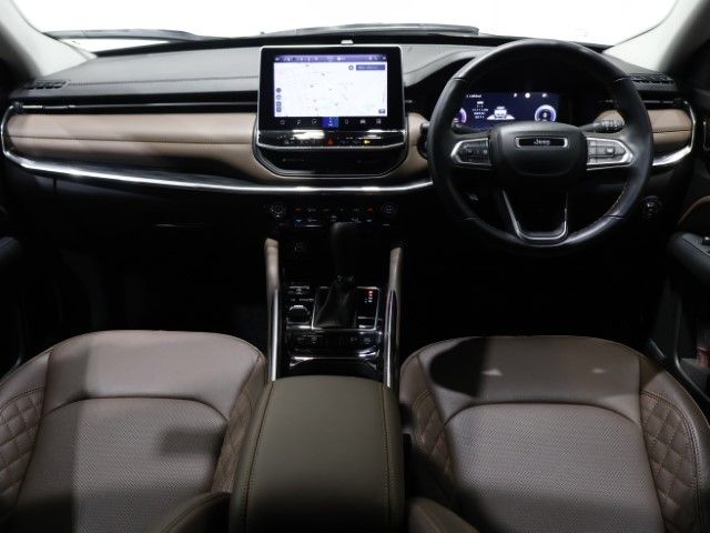 JEEP COMMANDER 2024 Image 31