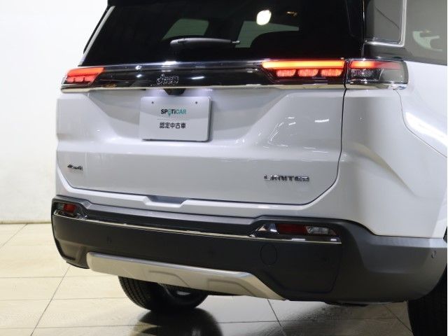 JEEP COMMANDER 2024 Image 31