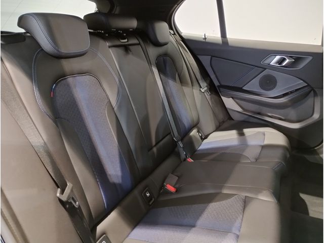 BMW 1SERIES 2023 Image 31