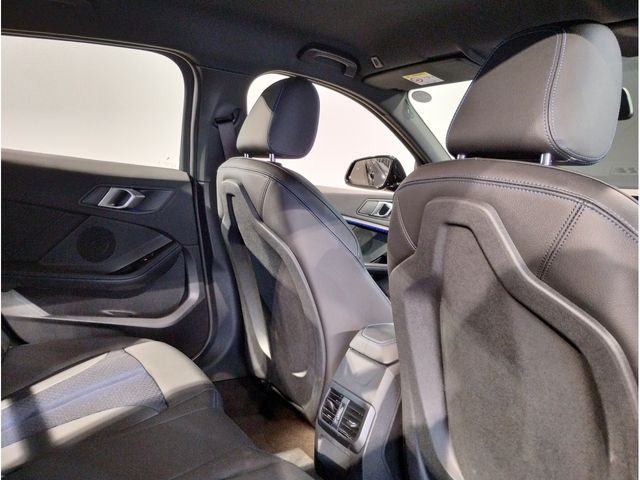 BMW 1SERIES 2023 Image 31