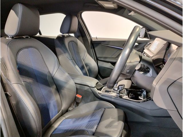 BMW 1SERIES 2023 Image 31