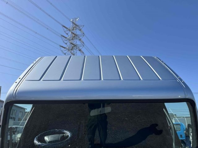 MITSUBISHI CANTER 2011 Image 31