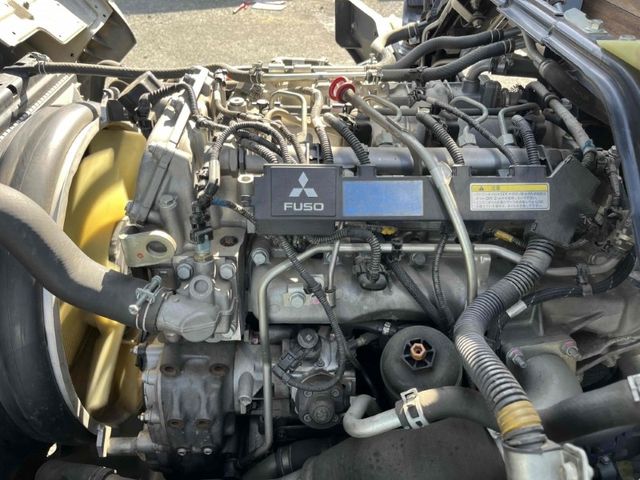 MITSUBISHI CANTER 2011 Image 31