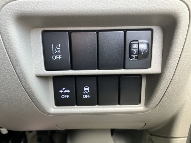 NISSAN NV100 CLIPPER RIO 4W 2020 Image 31