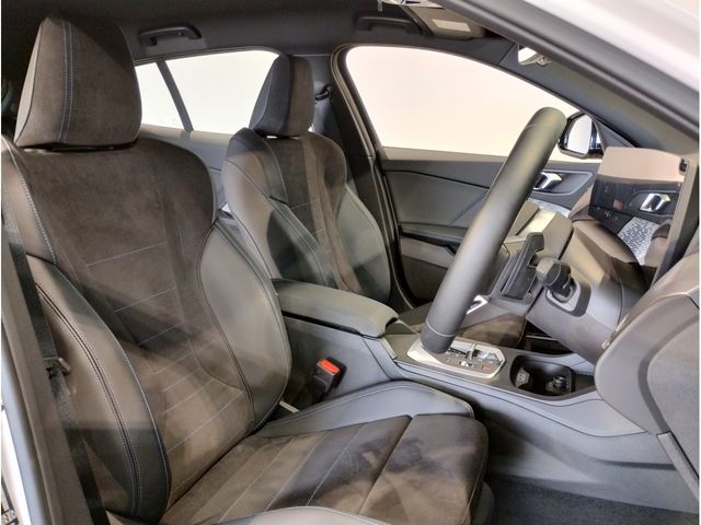 BMW 1SERIES 2024 Image 31