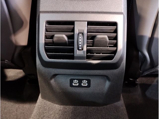 BMW 1SERIES 2024 Image 31