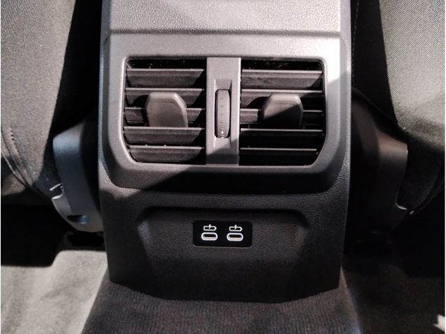 BMW 1SERIES 2025 Image 31