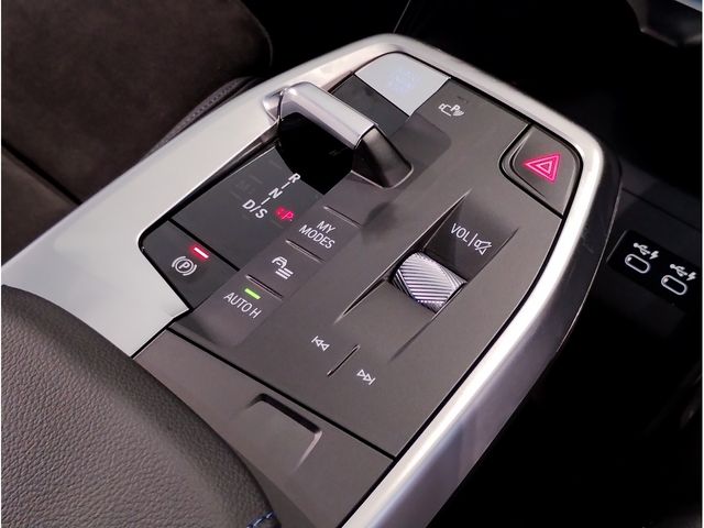 BMW 2SERIES ACTIVE T 2023 Image 31