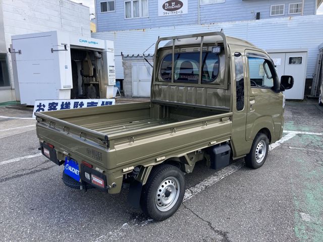 DAIHATSU HIJET TRUCK 4WD 2022 Image 31
