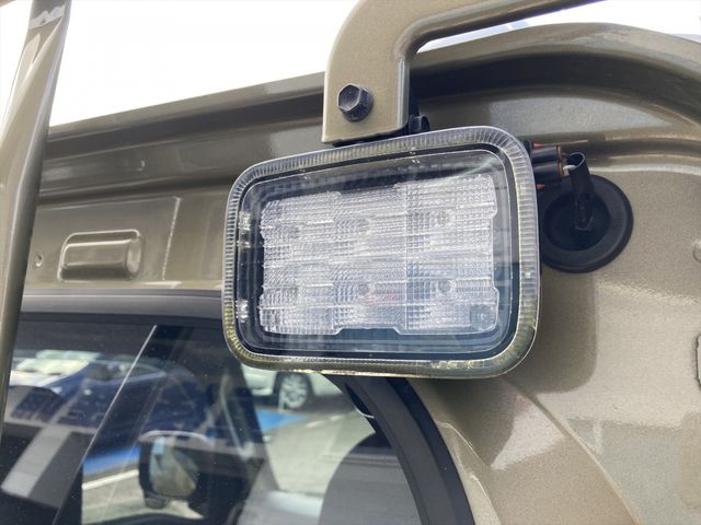 DAIHATSU HIJET TRUCK 4WD 2022 Image 31