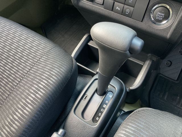 DAIHATSU HIJET TRUCK 4WD 2022 Image 31