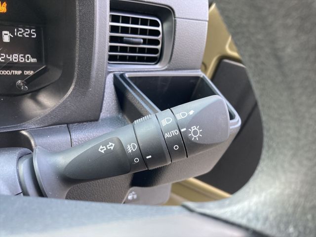 DAIHATSU HIJET TRUCK 4WD 2022 Image 31