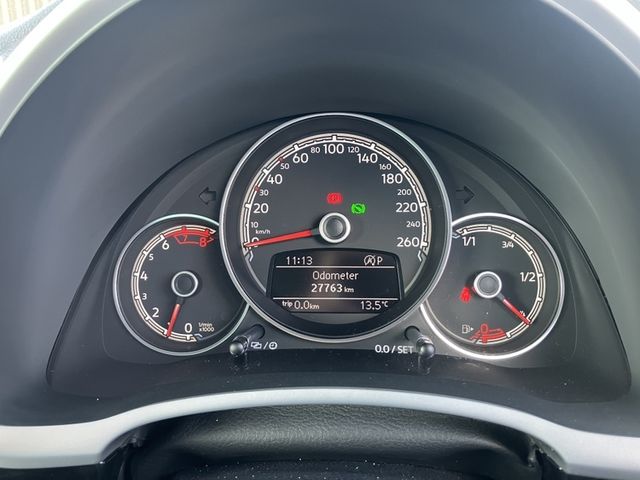 VOLKSWAGEN THE BEETL 2019 Image 31