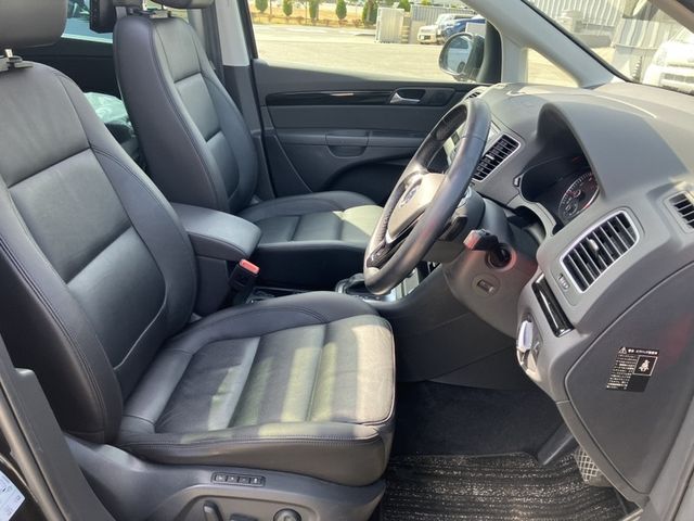 VOLKSWAGEN SHARAN 2019 Image 31