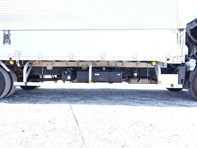 MITSUBISHI CANTER 2015 Image 31