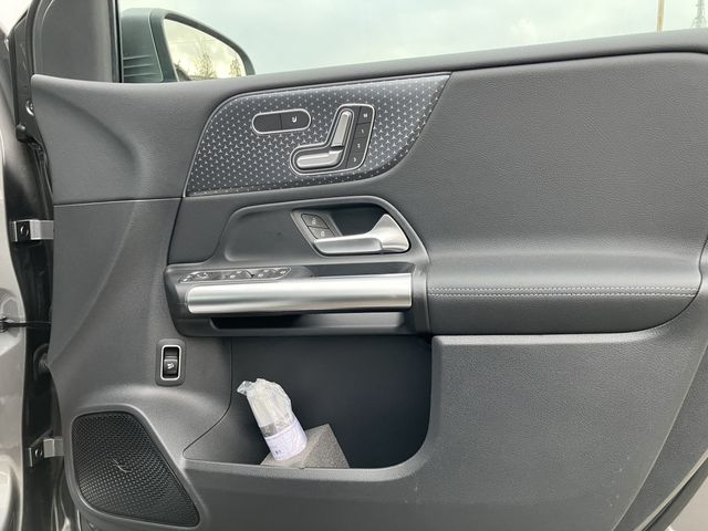 MERCEDES BENZ B CLAS 2025 Image 31
