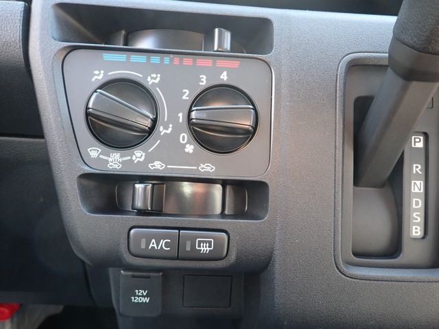 DAIHATSU HIJET CARGO 2026 Image 31