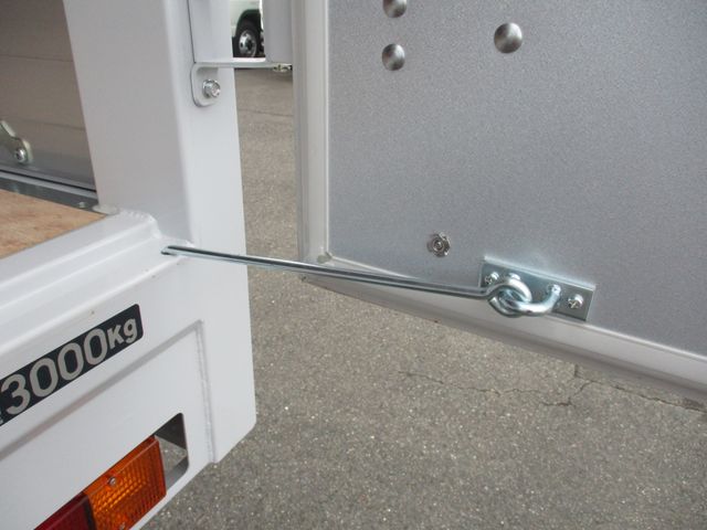 MITSUBISHI CANTER 2024 Image 31