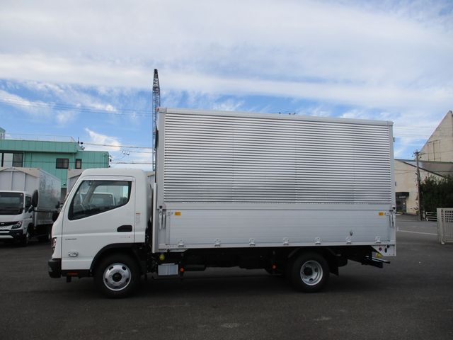 MITSUBISHI CANTER 2024 Image 31