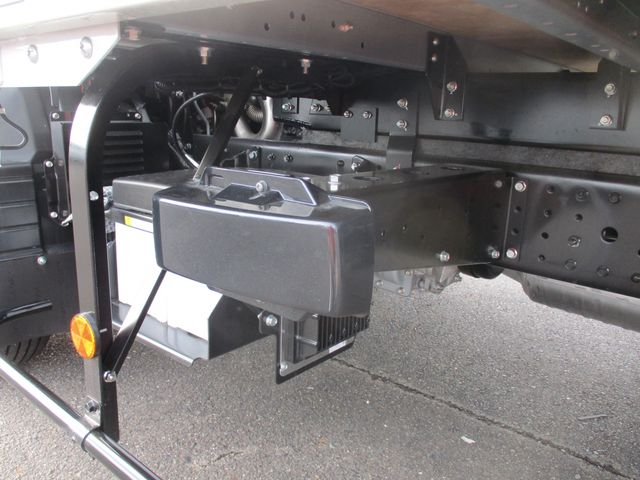 MITSUBISHI CANTER 2024 Image 31