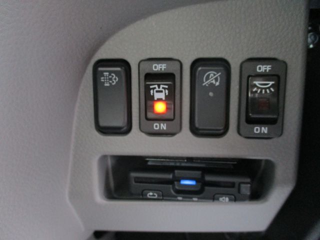 MITSUBISHI CANTER 2024 Image 31