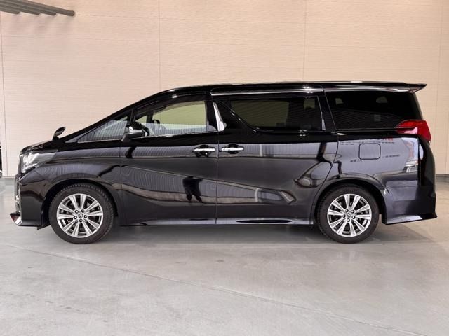 TOYOTA ALPHARD 2017 Image 31