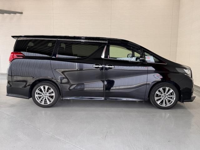 TOYOTA ALPHARD 2017 Image 31
