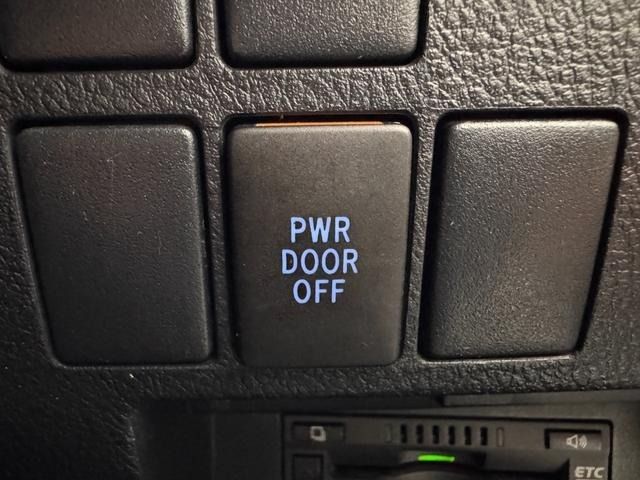 TOYOTA ALPHARD 2017 Image 31