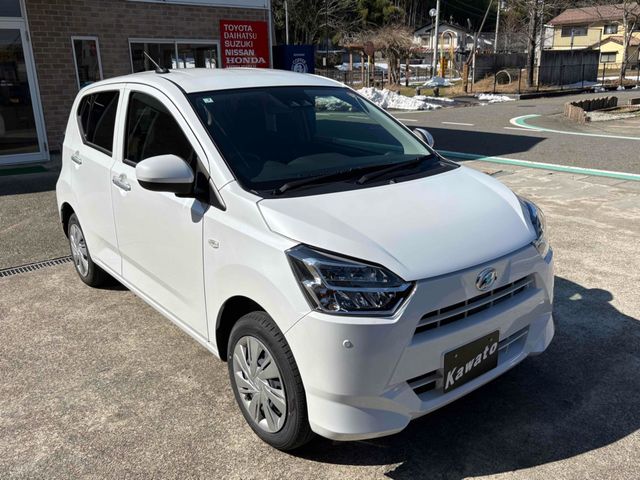 DAIHATSU MIRA E:S 4WD 2025 Image 31