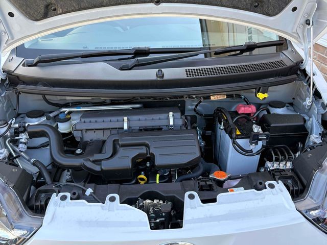 DAIHATSU MIRA E:S 4WD 2025 Image 31