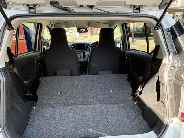 DAIHATSU MIRA E:S 4WD 2025 Image 31