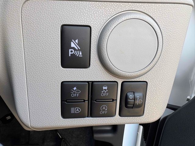 DAIHATSU MIRA E:S 4WD 2025 Image 31