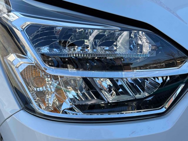 DAIHATSU MIRA E:S 4WD 2025 Image 31