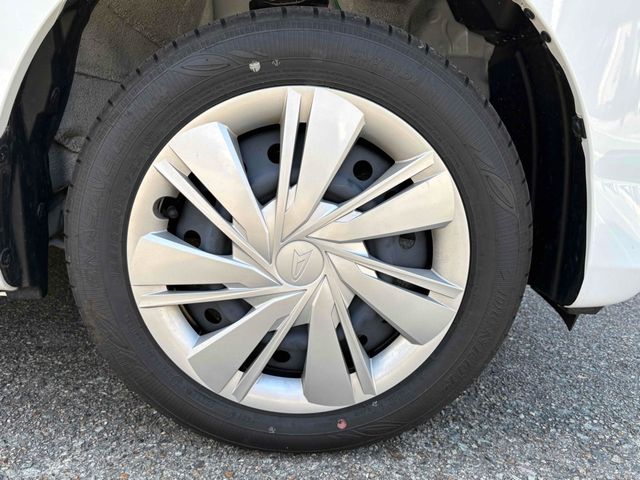 DAIHATSU MIRA E:S 4WD 2025 Image 31