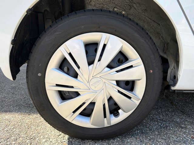 DAIHATSU MIRA E:S 4WD 2025 Image 31