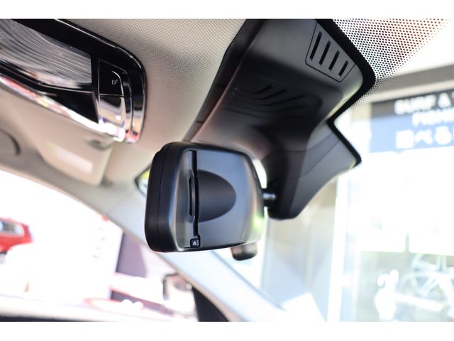 BMW 5SERIES SEDAN 2017 Image 31