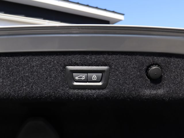 BMW 5SERIES SEDAN 2017 Image 31