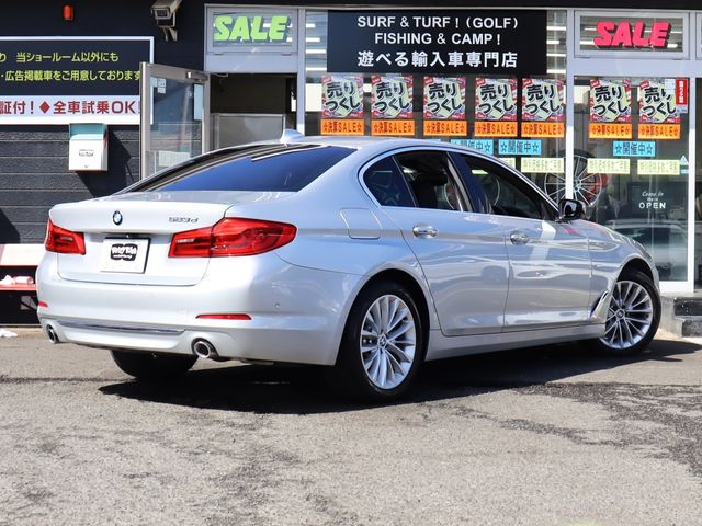 BMW 5SERIES SEDAN 2017 Image 31
