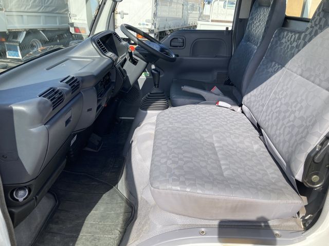 ISUZU ELF 2005 Image 31