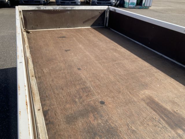 ISUZU ELF 2005 Image 31