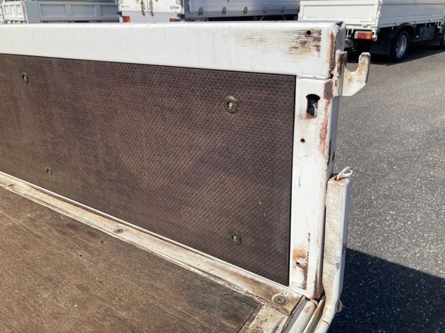 ISUZU ELF 2005 Image 31