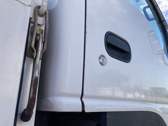 ISUZU ELF 2005 Image 31