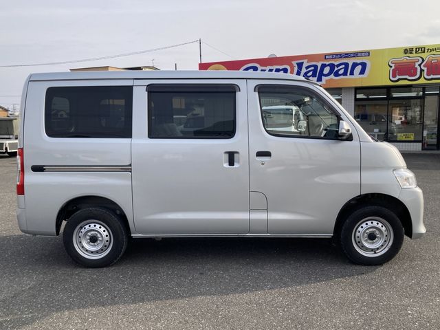MAZDA BONGO VAN 2WD 2023 Image 31