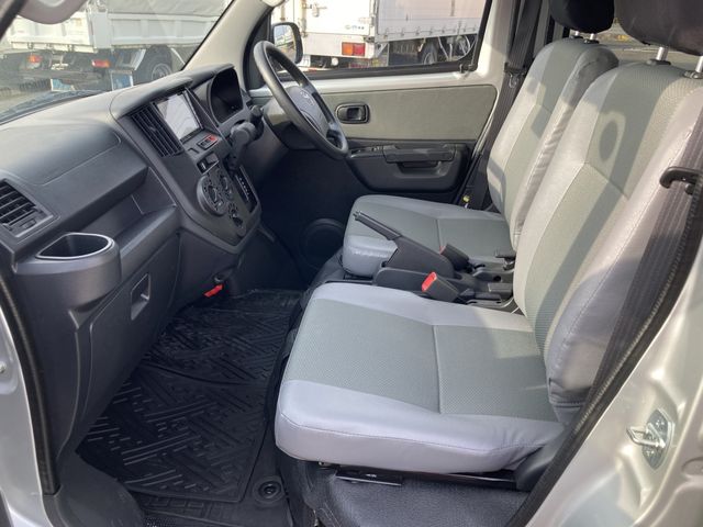 MAZDA BONGO VAN 2WD 2023 Image 31