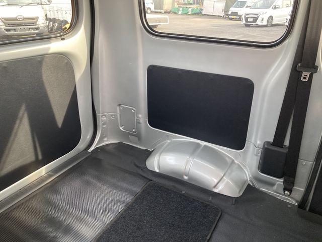 MAZDA BONGO VAN 2WD 2023 Image 31