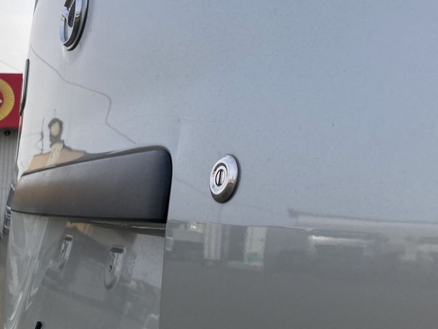 MAZDA BONGO VAN 2WD 2023 Image 31