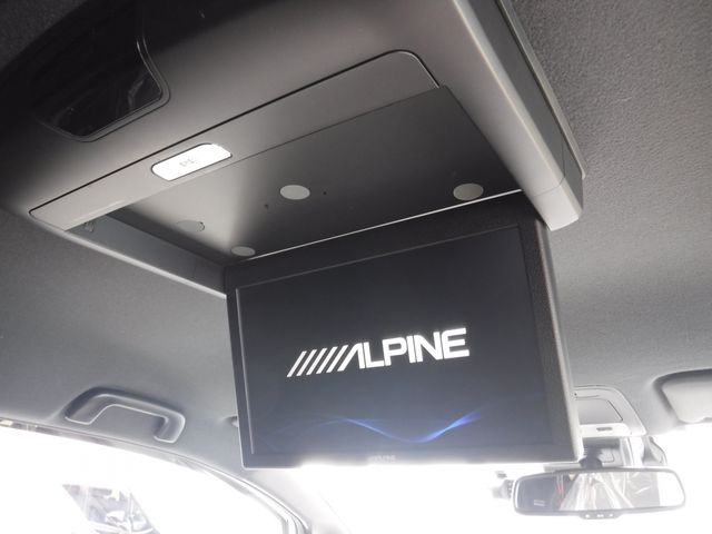 TOYOTA ESQUIRE HYBRID 2018 Image 31