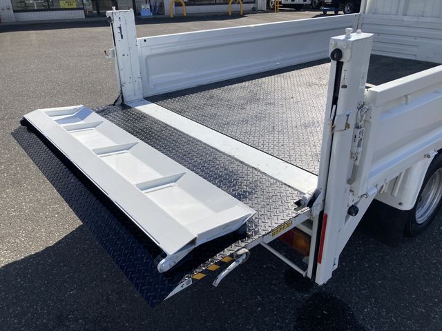 NISSAN VANETTE TRUCK 2WD 2011 Image 31